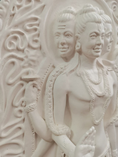 Барельеф Даттатрея